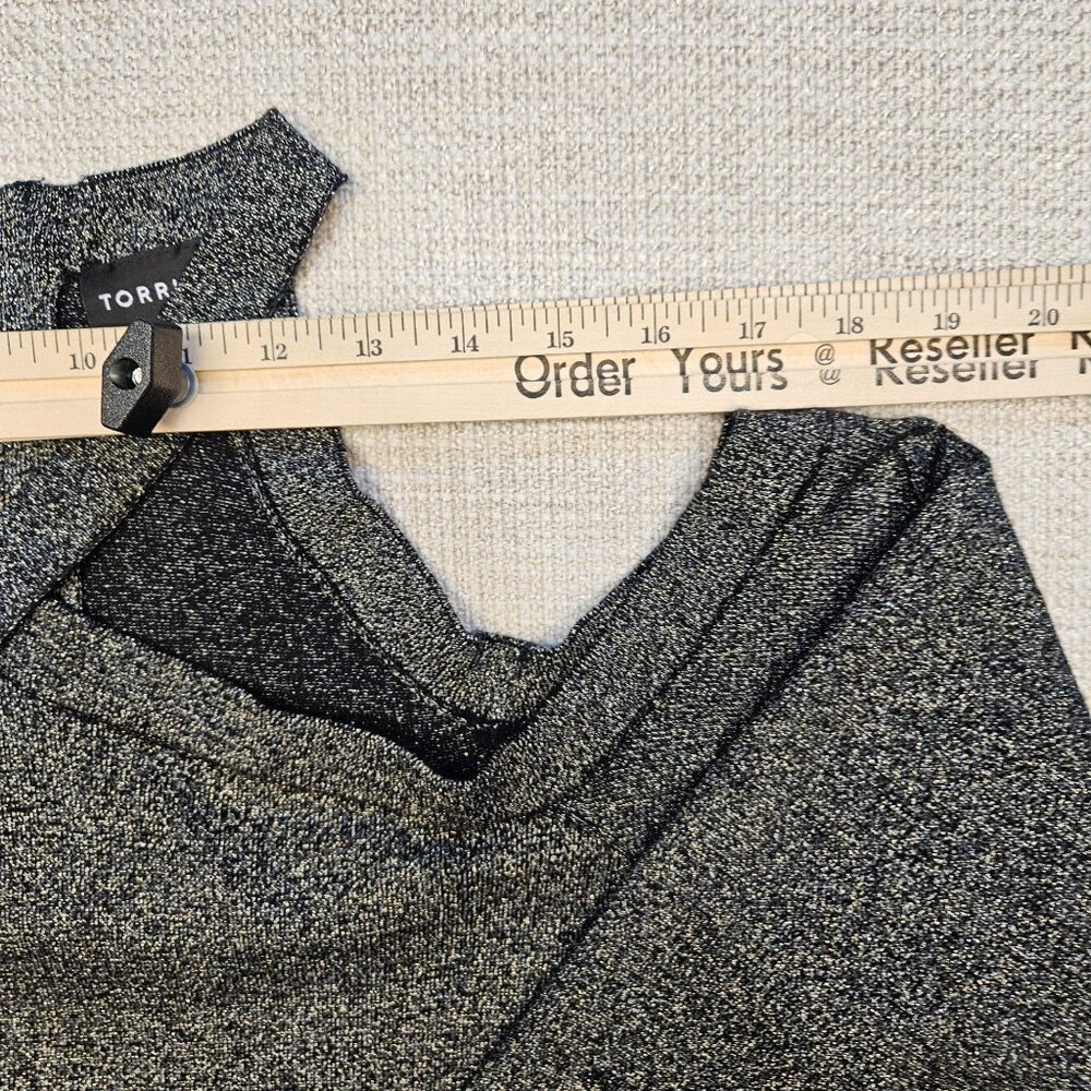 Women's Torrid Knit Cross-Neck Long Sleeve off the shoulder Top Size 2 - Picture 13 of 16